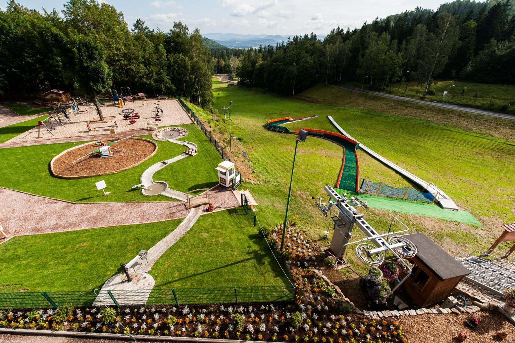 Przystanek Bavaria - Sauny, Parking Oraz Wstep Do Parku Bajek W Cenie! Karpacz Exterior photo